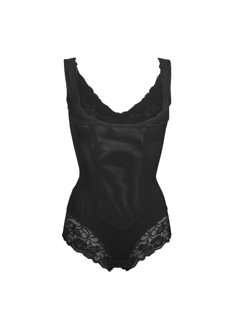 MAGIC Bodyfashion Women's Super Control Bodysuit with Lace Edge Blush 